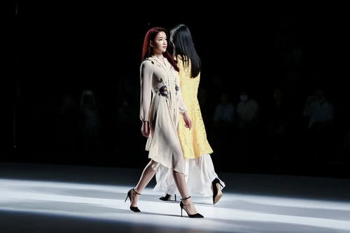 萬方服飾 旖旎一夢,天衣無縫 2020廣東時裝周 秋季