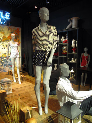 【玻璃鋼模特,定制模特,模特造型】價(jià)格,廠家,圖片,服裝展示道具,上海魯蘇精密機(jī)電-