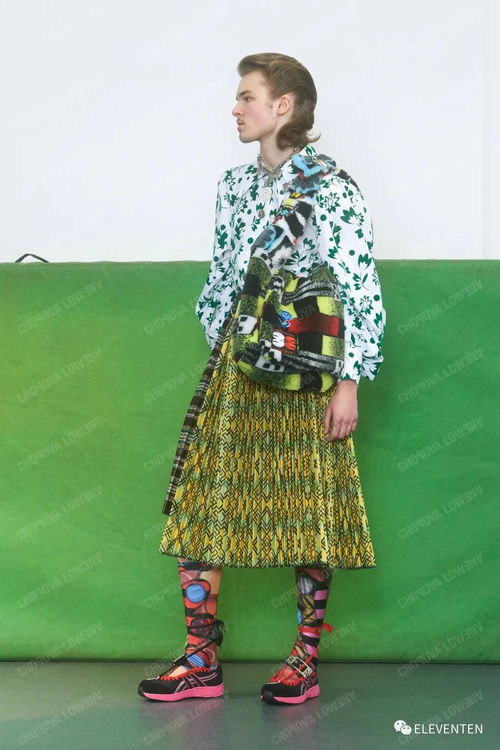 民族風(fēng)格紋服飾 時尚界的新血液與倫敦品牌Chopova Lowena的怪異美學(xué)